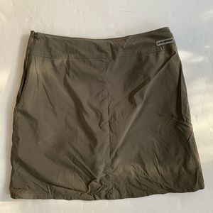 Patagonia nylon khaki skort green Size 10
